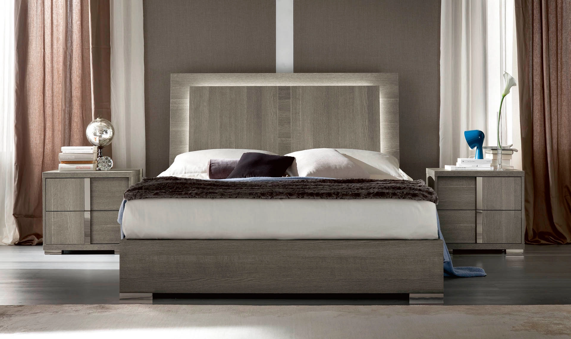 Tivoli Full Bed