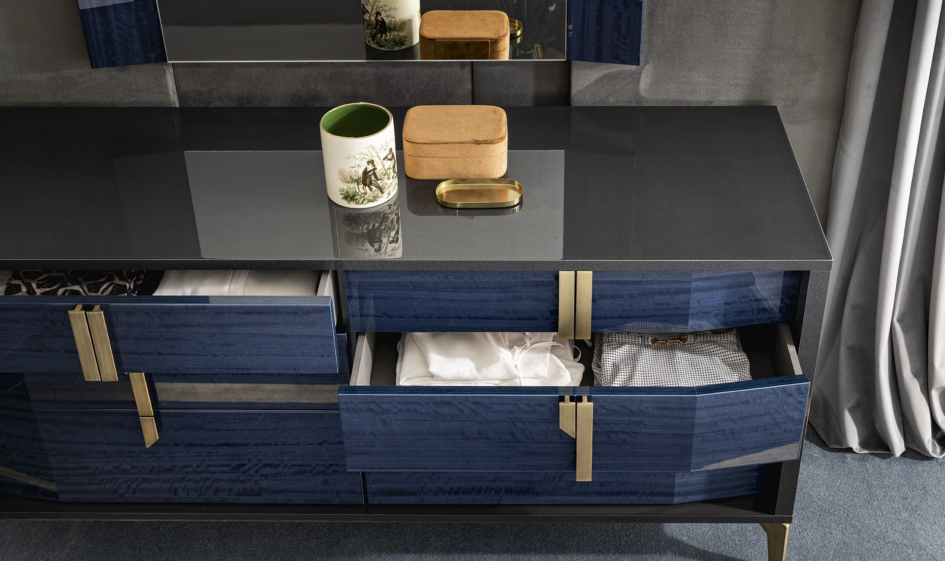 Oceanum Dresser