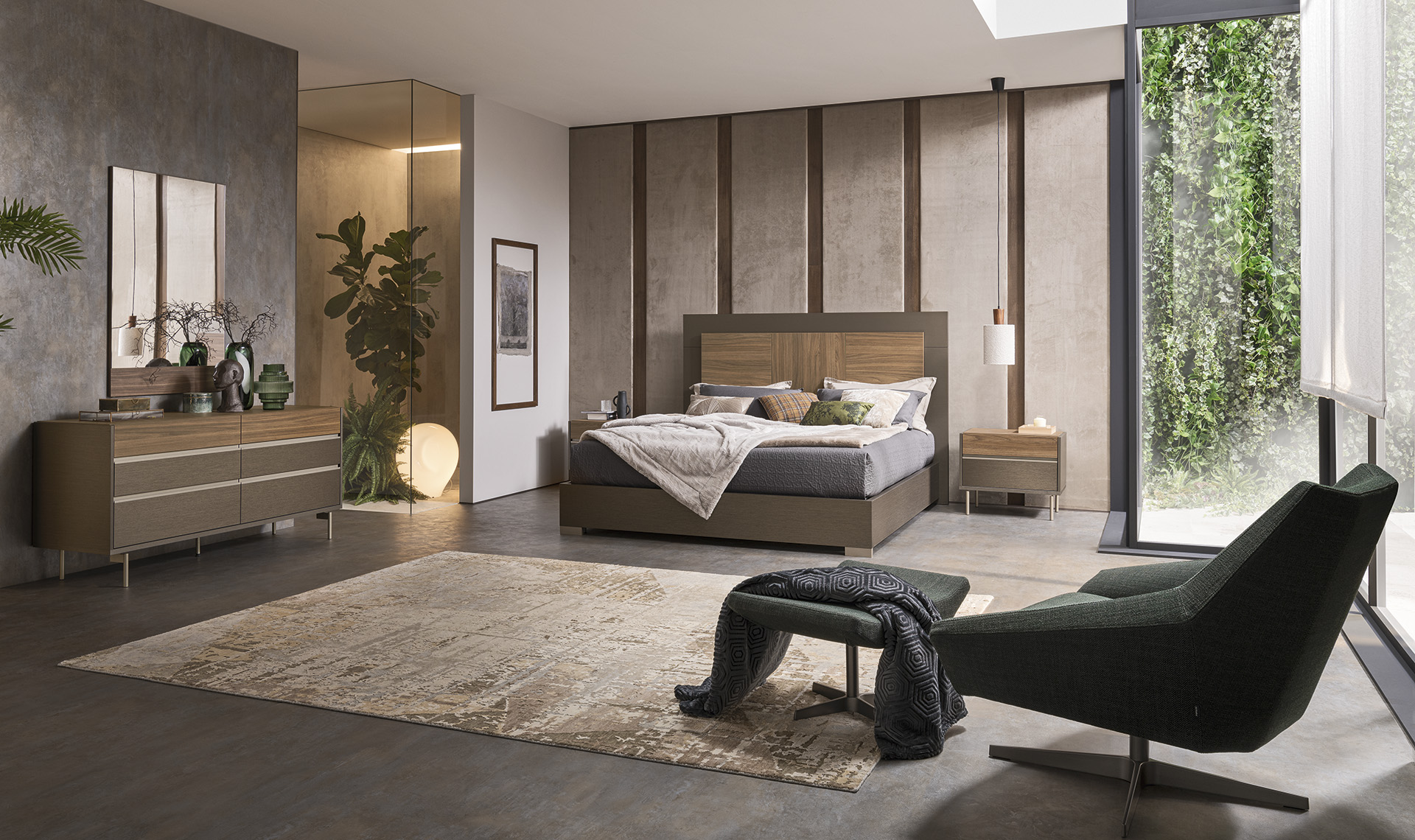 City Life Queen bed
