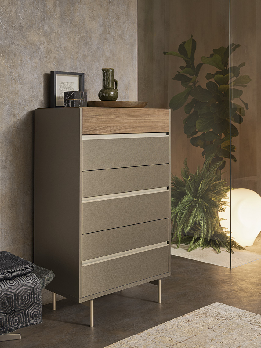 City Life Chest