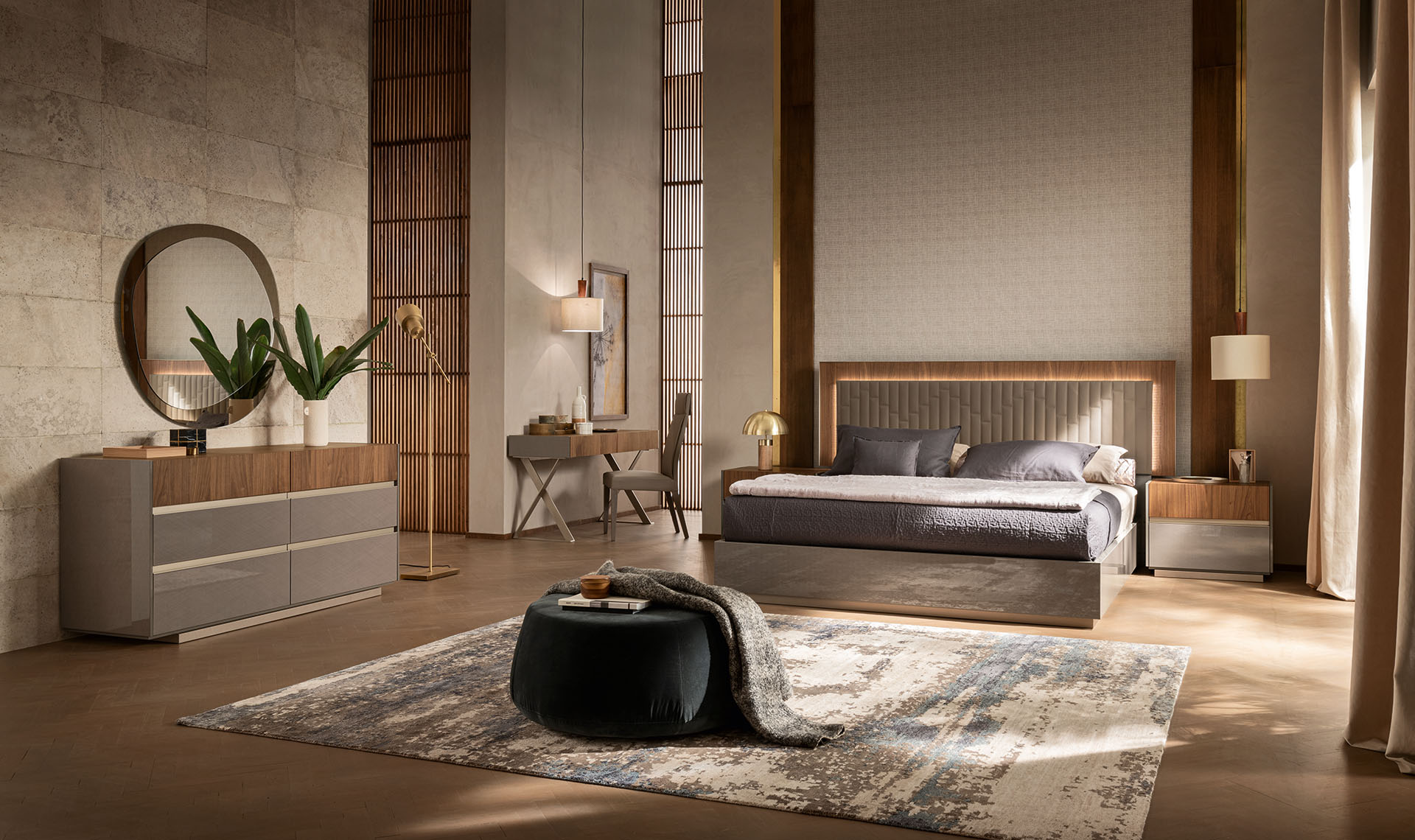 Corso Como Queen bed