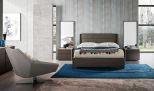 Dado-dice Bruno Oak King Bed