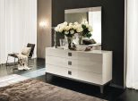 Mont Blanc Dresser